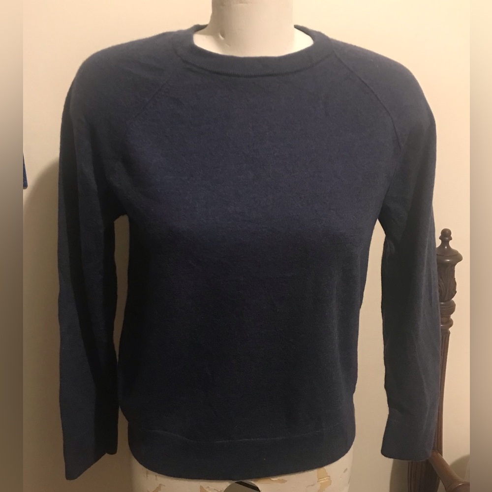 Banana Republic Italian Merino Wool Sweater - Size Large